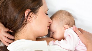 Изображение для статьи — Какими словами мама может поддержать малыша, появившегося на свет раньше срока?