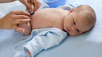 Изображение для статьи — Как ухаживать за пупком новорожденного, если вас рано выписали из роддома?